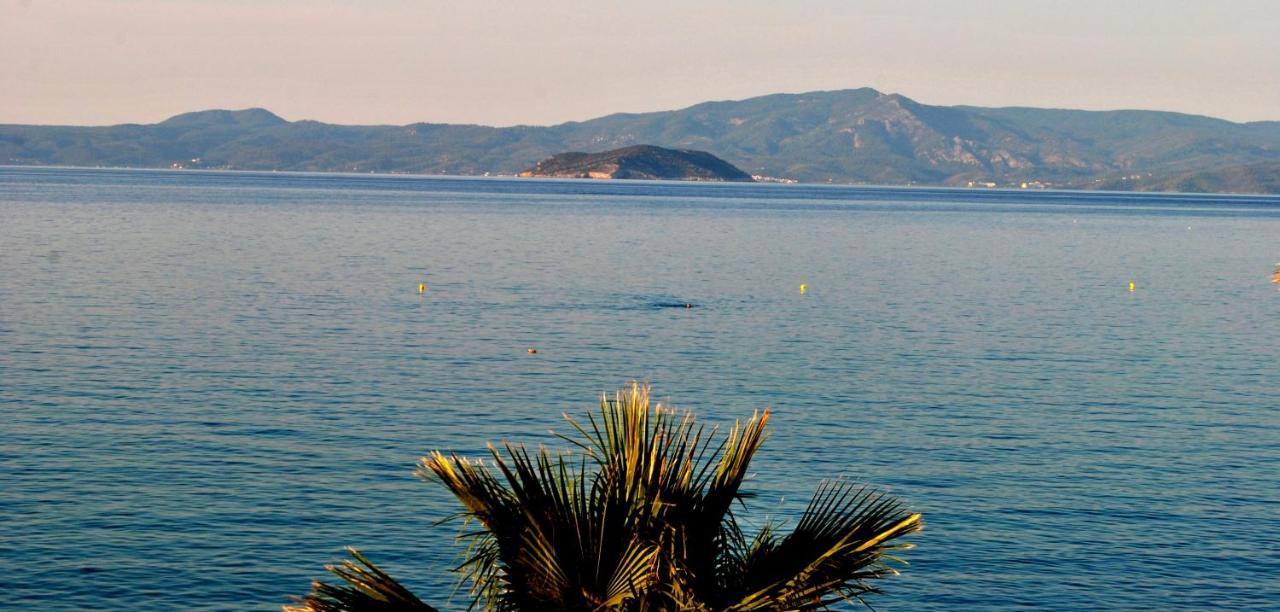 Eleni'S Sea View Adults Only Pefkochori Buitenkant foto